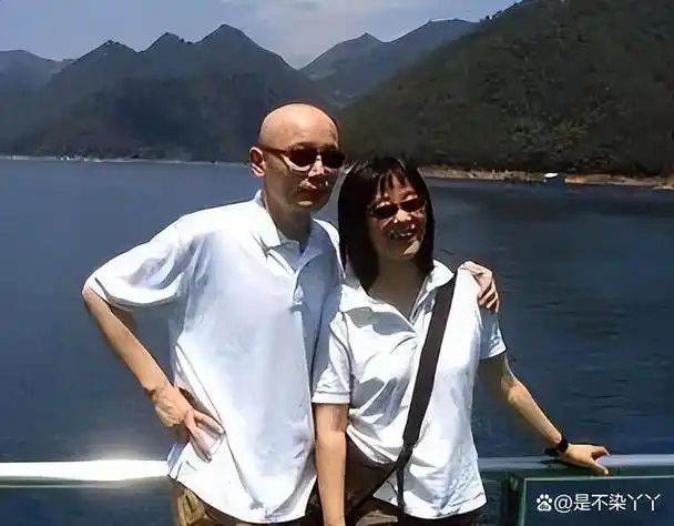 不接广告,不参加儿子婚礼,不与铁三角合作,这三位男星到底图啥