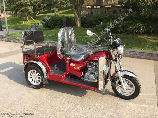 还记得嘉陵50小三轮吗?现在残疾人老年人燃油代步车有更 .