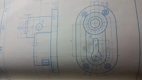 根据已知视图,选择恰当的表达方式,在a3幅面图纸上用1:1的比例将机件