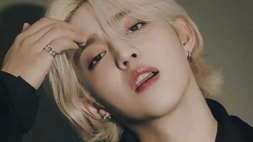 崔胜澈 崔胜哲 s.coups seventeen 橙光背景图