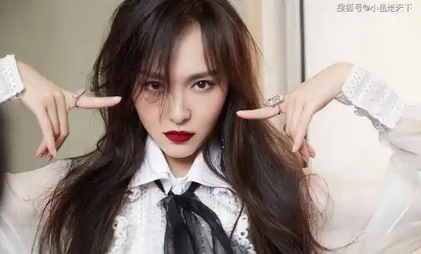 38岁唐嫣传一新剧,看到剧情和人设,网友:是次全新的挑战_养父_长相