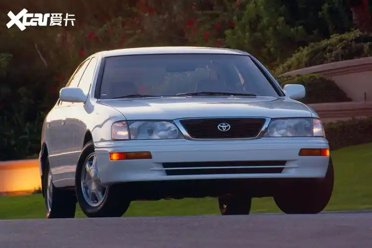 让神龙复活修复第一代丰田亚洲龙