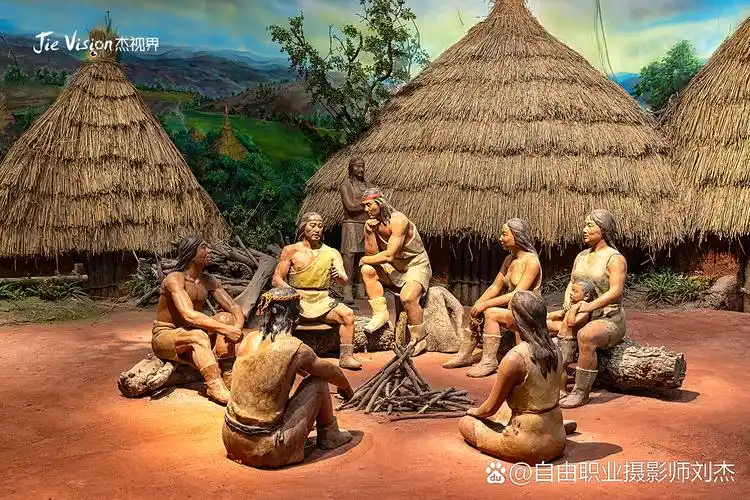 牛河梁遗址揭秘五千年前"超级祖先"】 辽宁牛河梁红山文化遗址最新