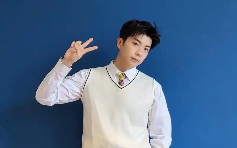 2pm联合中字220423认识的哥哥张佑荣特别mc