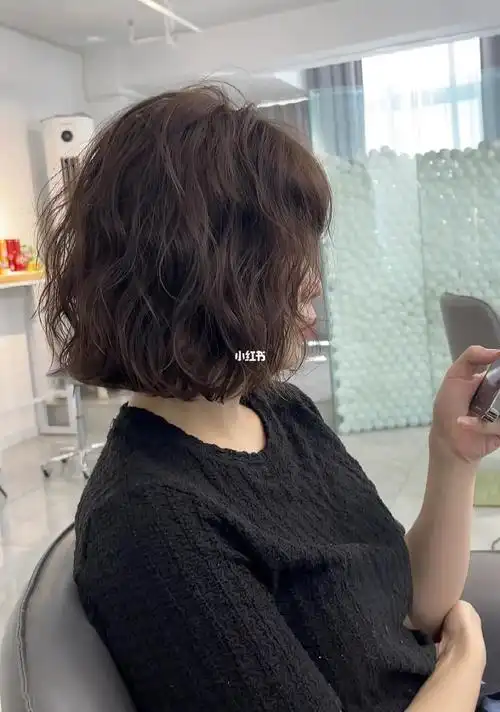 短发烫了贼好看的浪漫法式卷