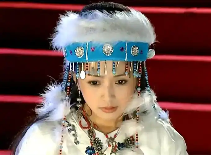 刘丹 《还珠格格第二部》——含香