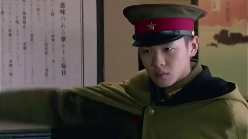 黑狐之风影:特工扮成皇军,直闯司令部开枪扫射,鬼子全成活靶子