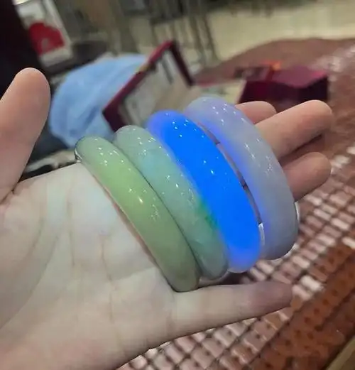 怎样鉴别注胶翡翠,在家如何鉴别翡翠  第3张