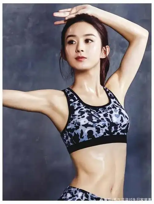 赵丽颖的蚂蚁腰太"抢镜"了,让无数没生过孩子的女生惭愧