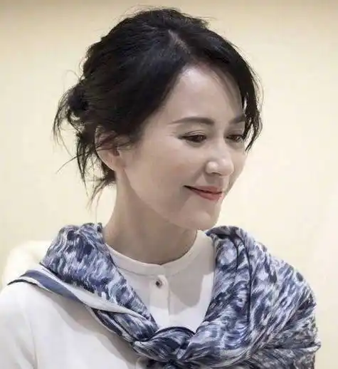 原创46岁的俞飞鸿不愧是惊鸿仙子360度都无死角啊!