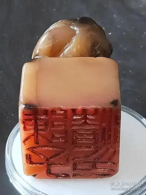 民国寿山石白田黄印章,名人篆刻家【陈子清】老先生款,尺寸5.