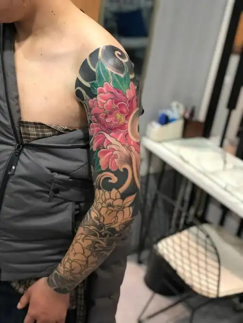 纹身石狮般若纹身店花臂纹身