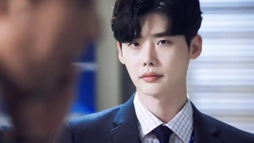 首页 桌面壁纸 日韩影视 《当你沉睡时》李钟硕帅气剧照图片壁纸 上一