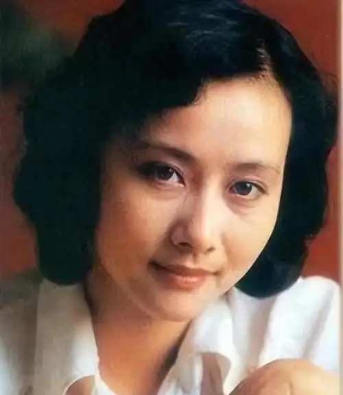 上世纪爆红女演员今昔全是父辈们熟悉的明星认识的都是老影迷