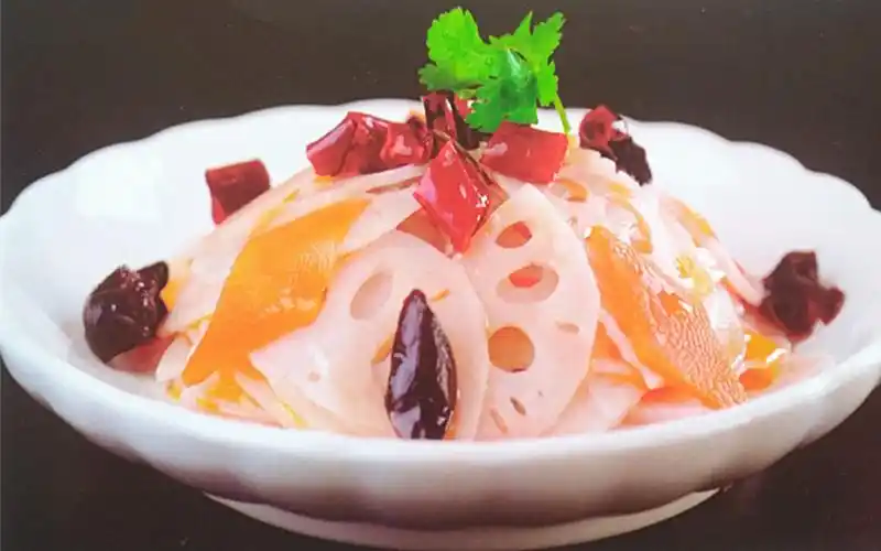 炝拌藕片 美味爽口 香辣过瘾 比肉好吃 一个人能吃一大盘