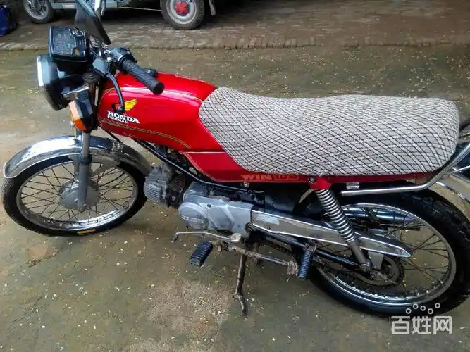 出售本田100摩托车