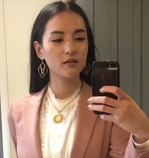 点击进来就看中英混血美女jessiemeili李美