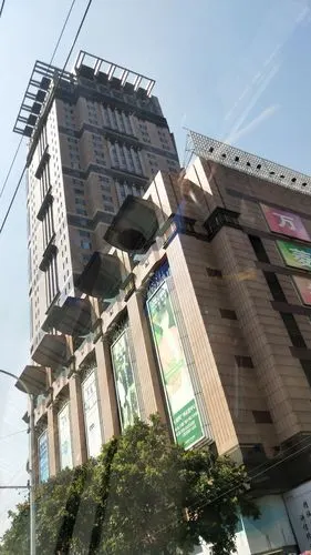 广州万菱广场购物攻略,万菱广场物中心/地址/电话/营业时间【携程攻略