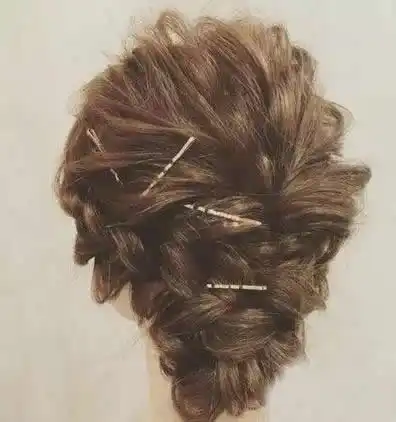 韩式蓬松盘发图片时尚盘发发型优雅更知性