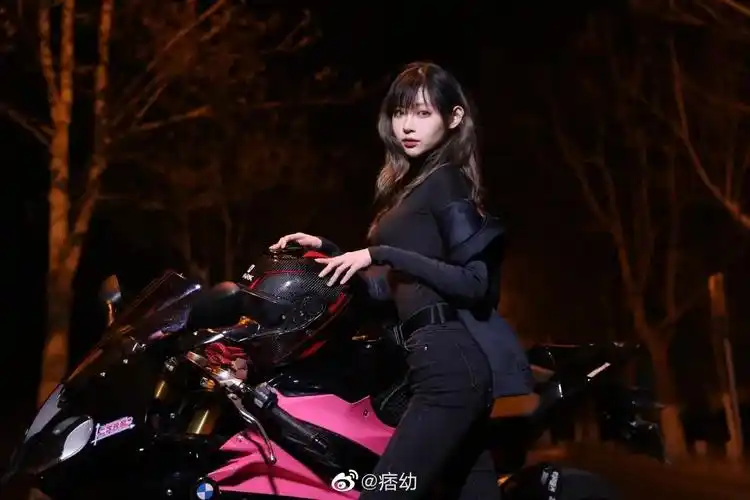 估算一下机车网红痞幼能赚多少钱