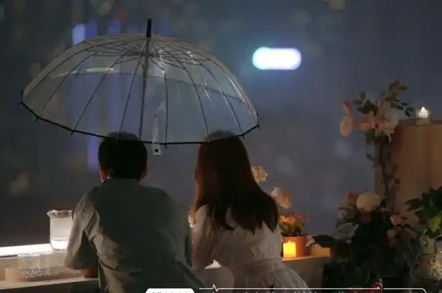 心动的信号:男三约女一天台赏雨,谁注意他的撑伞方式,注孤生