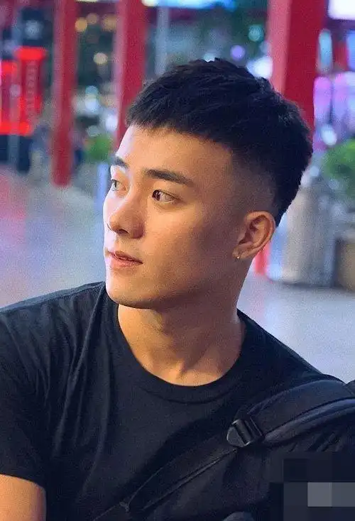 头大男生两边铲短发造型,短发图片,发型图片