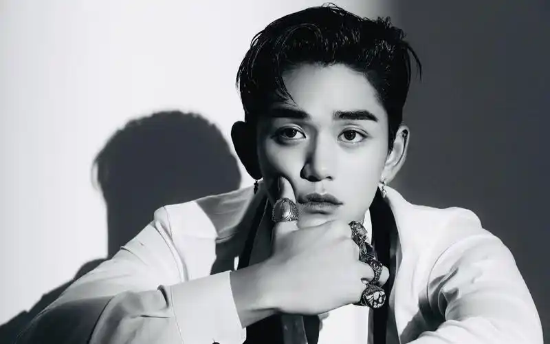 lucas黄旭熙高燃西装色气踩点混剪youshouldseemeinacrown