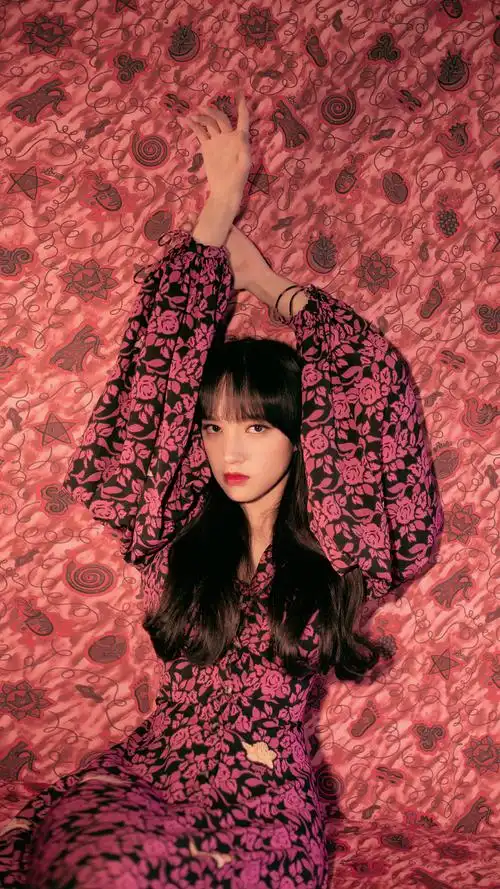 程潇清新唯美写真手机壁纸