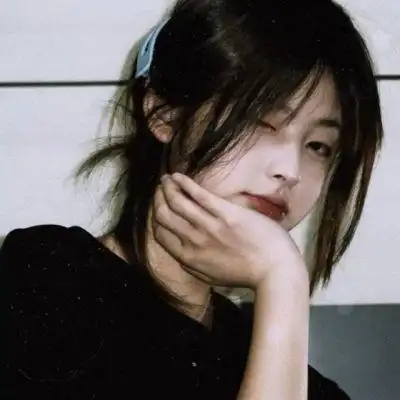 御姐头像高冷气质暗色调不常见高质量超a又纯又欲头像女