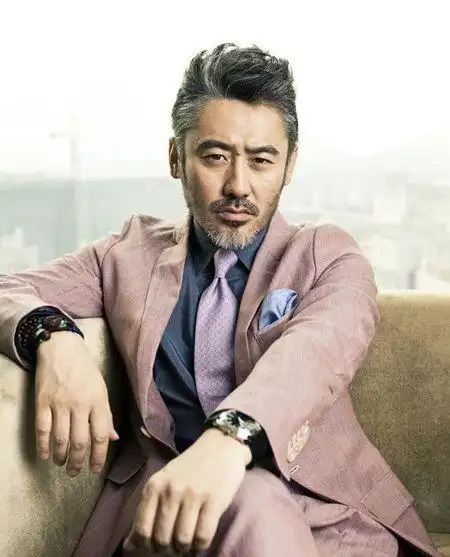 王思聪公开怒骂吴秀波:把陪伴自己七年的女人利用完还送进监狱