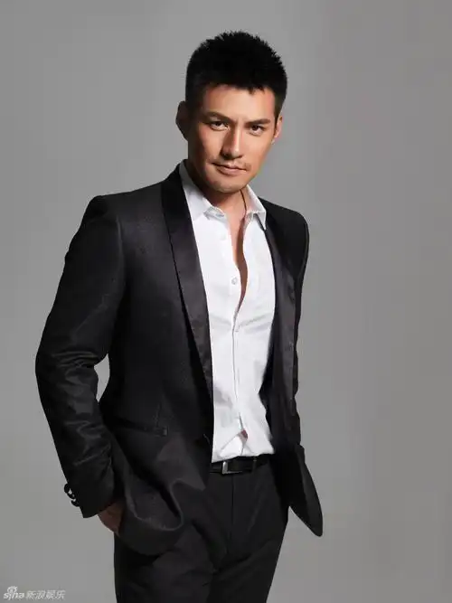 严宽最新时尚大片 尽显英伦绅士风范