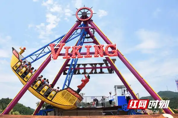 大朋友小朋友都可以玩桃花江竹海旅游度假区正式开园