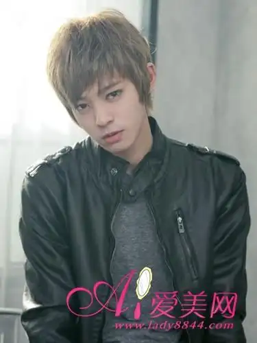 男生也卖萌 韩式假发打造正太look,爱美网美发分享潮男发型造型图片