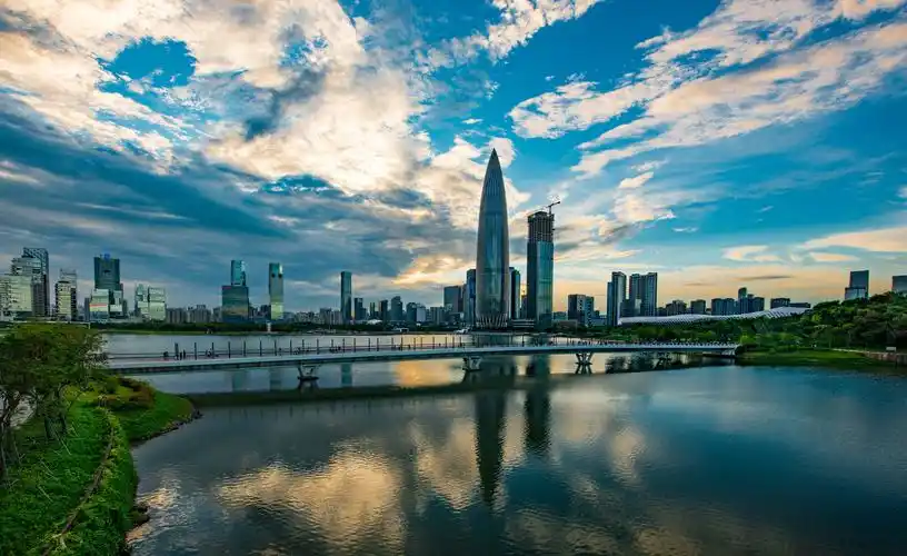 台风前的深圳湾风景