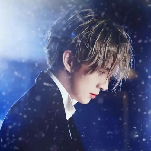 薛之谦的高清头像