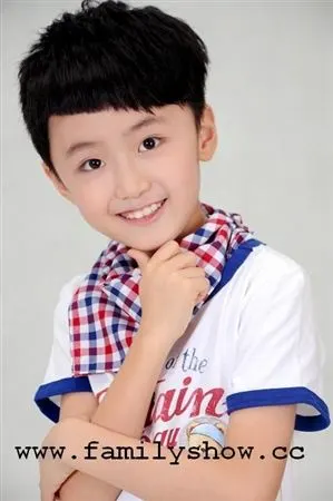 有哪几个帅气男童星?最好是12~15的样子.