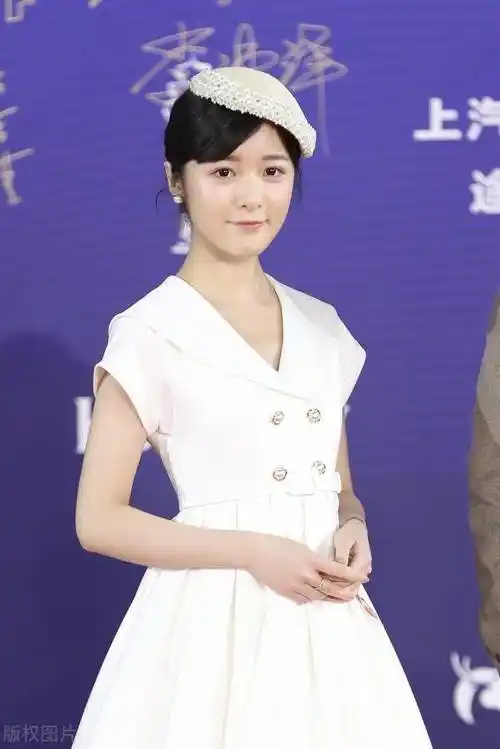 徐娇这身材,这才是尤物啊!