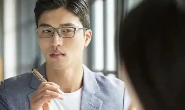 最受欢迎的女人并不是女人味十足而是懂得男人的三大本质需求