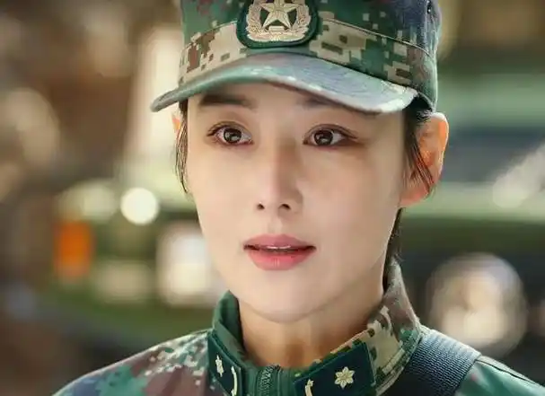 《号手就位》大结局:欧阳俊牺牲,林安邦提干,夏拙黄文有缘无份_易子梦