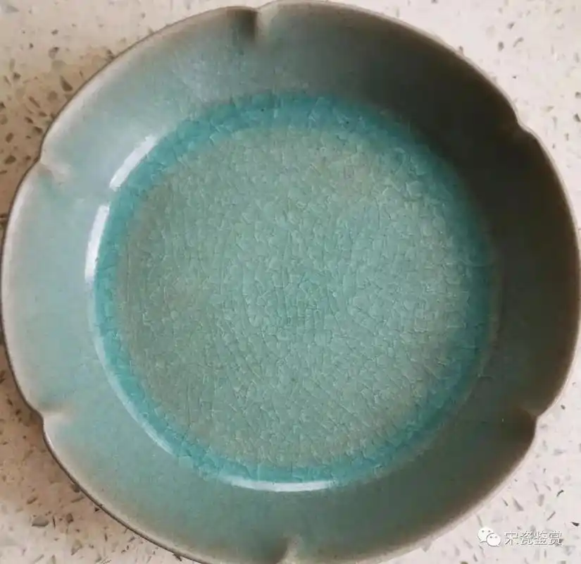 由关收藏界对汝窑瓷得是是非非,个人观点必须与出土瓷片和国家考 - 抖