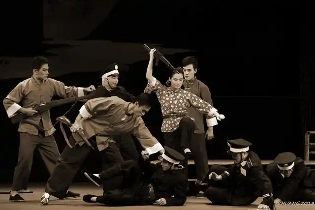 红岩剧照 - 大众摄影网