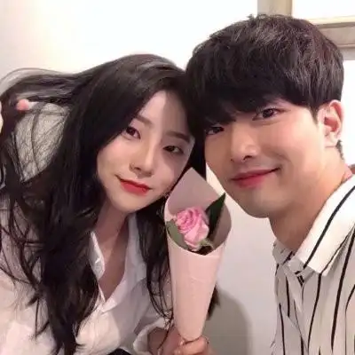 韩系时尚情头一对头像,情侣头像图片-回车桌面