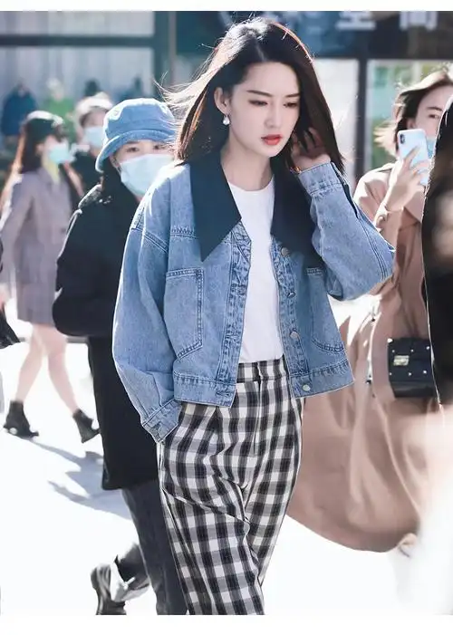 2609李沁明星同款短外套女春新款宽松百搭法式尖领拼接牛仔外套潮