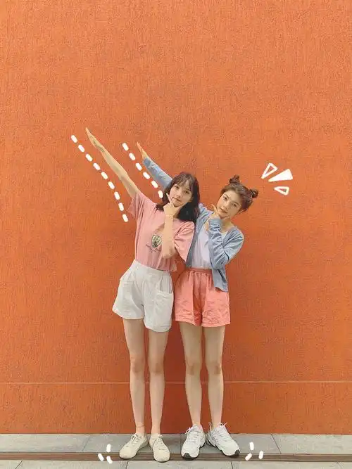 一组闺蜜拍照姿势,轻松搞怪,闺蜜照片俏皮可爱又好看