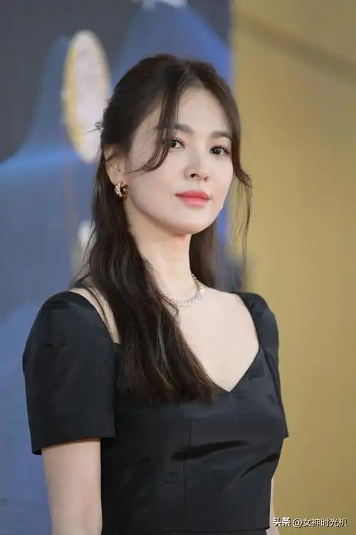 韩国女演员宋慧乔个人资料2006年2023年的变化你觉得哪一年最好看