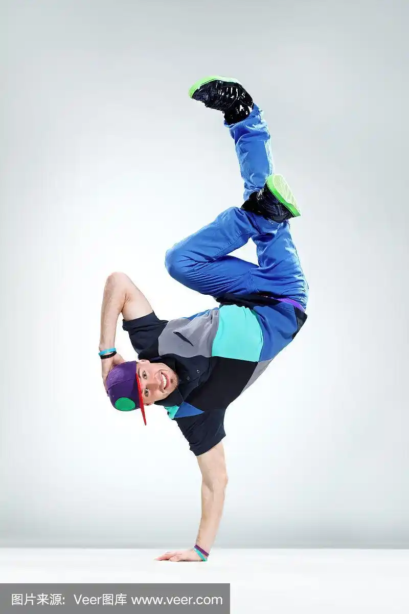 霹雳舞表演很酷的倒立戏法