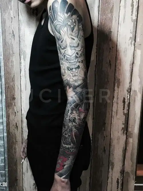 老传统花臂龙般若