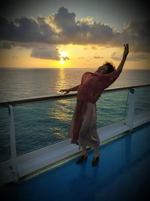 放飞自我,快乐的游轮.