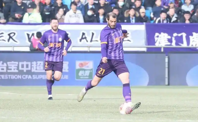 赛季首秀经历苦战 全新的津门虎还需要时间……_比赛_阿代米_孔帕尼奥