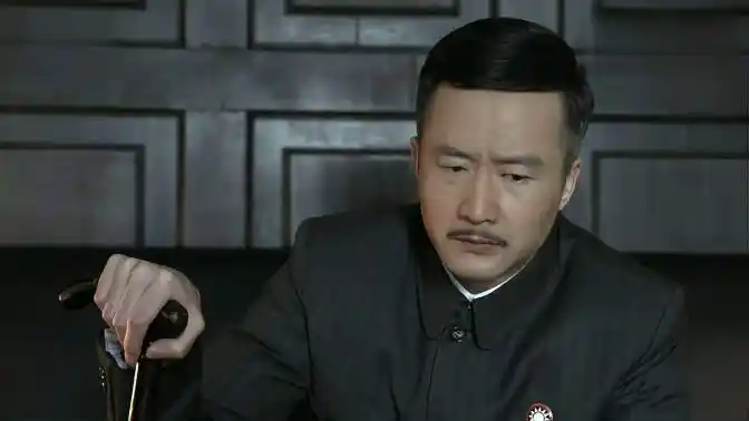 伪装者:梁仲春告诉明诚,藤田的录音是从孤狼给的,让他做掉孤狼